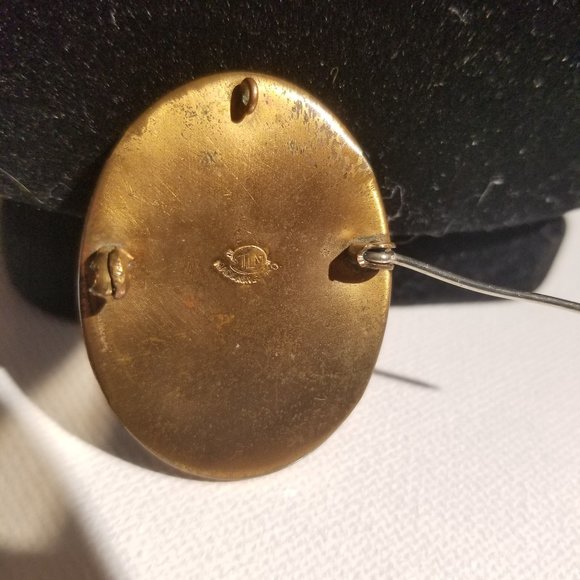 SOLD Antique  porcelain Brooch by Thomas Mott - Picture 4 of 6